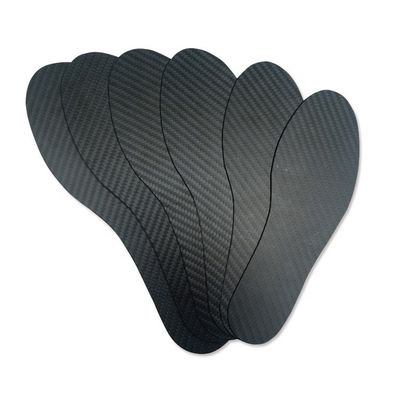 67% de fibres de carbone et 33% d'une semelle de résine époxy