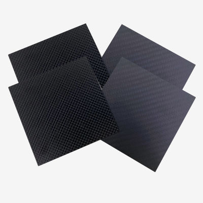Machining personnalisé CNC de tôle en fibre de carbone avec conception 3K Twill Plain et technologie de presse