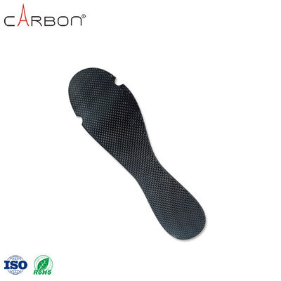 Des semelles en fibre de carbone personnalisées pour les sports de football améliorent le confort et le soutien