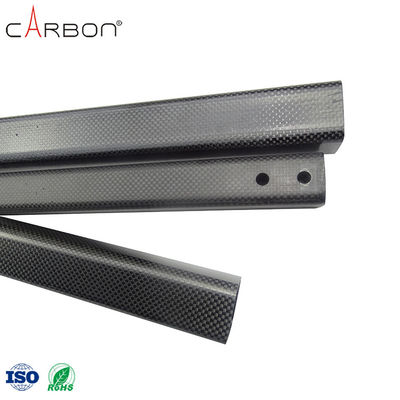 Pipe en fibre de carbone de 3 mm carrés non volatile pour le processus de production de chaussures