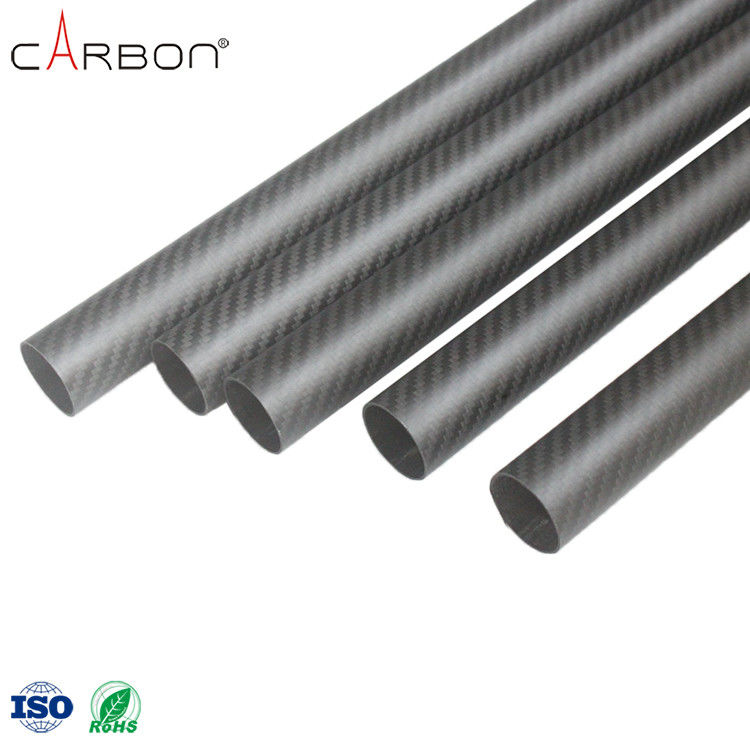 200 Finition tube en fibre de carbone 3K pour le nettoyage des gouttières sous vide