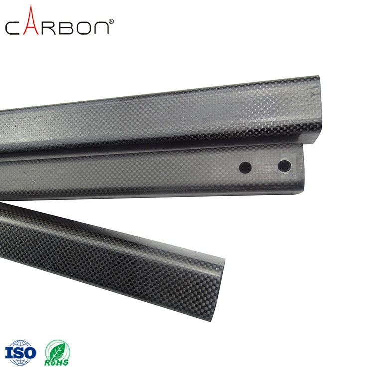 Pipe en fibre de carbone de 3 mm carrés non volatile pour le processus de production de chaussures